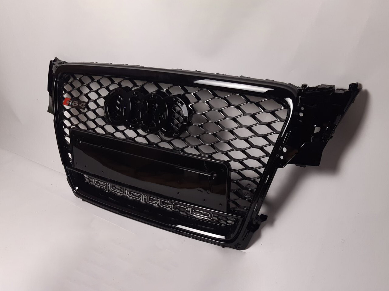 Audi A4 Pre-Facelift B8 2008-2011 Front Grill, Honeycomb Grill, RS4 Chrome Quattro Style